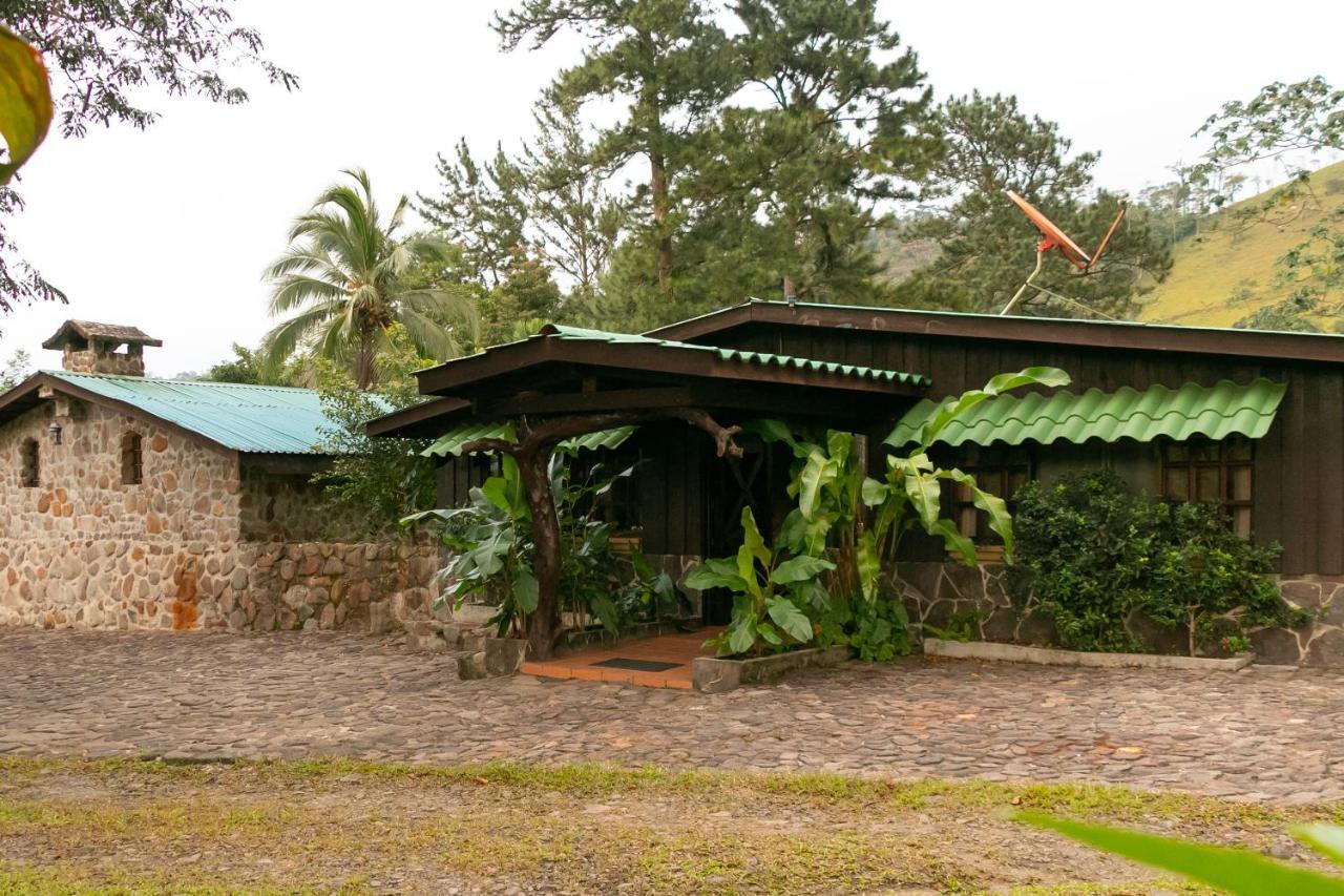 Malekus Mountain Hotel Aguas Claras (Alajuela)